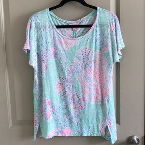 Casual Lilly Pulitzer tee